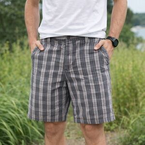 The North Face Gray Plaid Flat Front Shorts Men’s Size 32 Casual Outdoor Summer